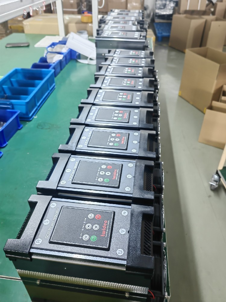 工业烘箱控温：0.1℃之差怎样决议产品生死？？？？